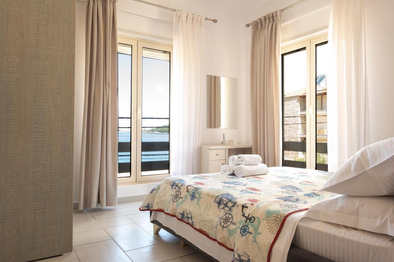 Sea Apartments Himara Kültér fotó