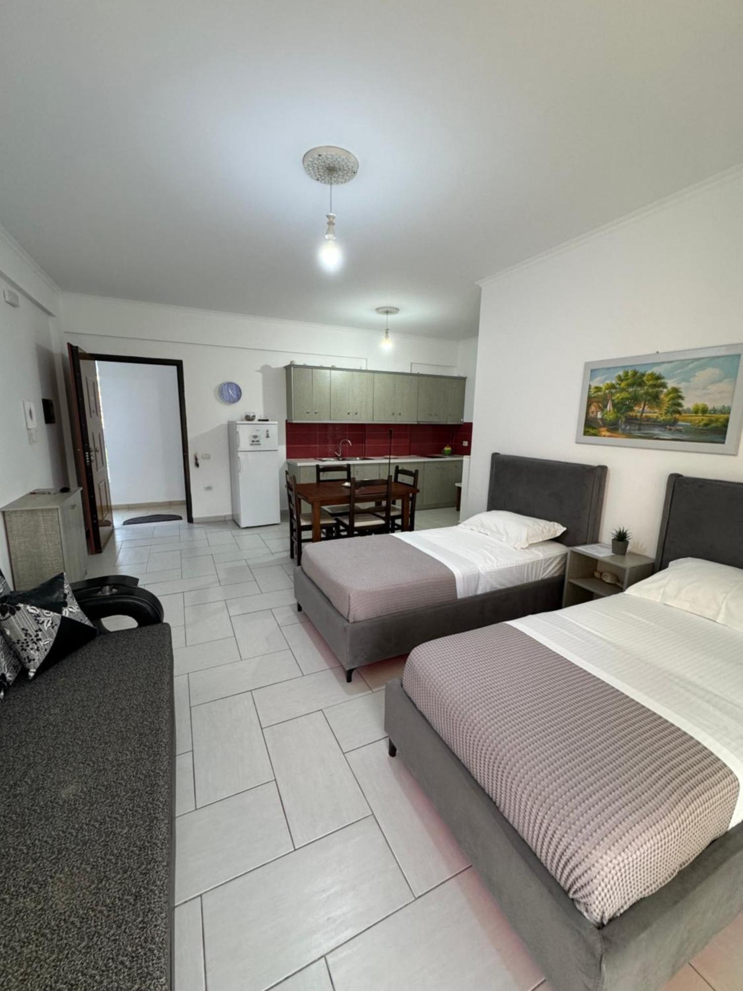 Sea Apartments Himara Kültér fotó